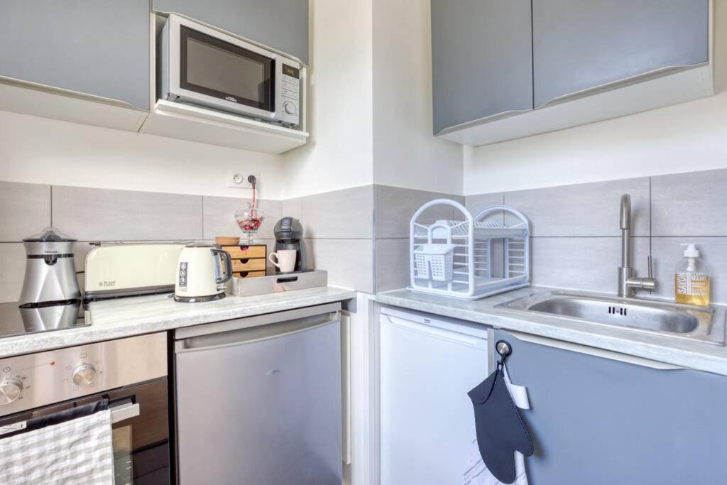 L'Elysee - Easy Check-In - Arrivee Autonome - Place Parking Privative - T2 Surequipe - Wifi - Netflix Apartment Courcouronnes Luaran gambar