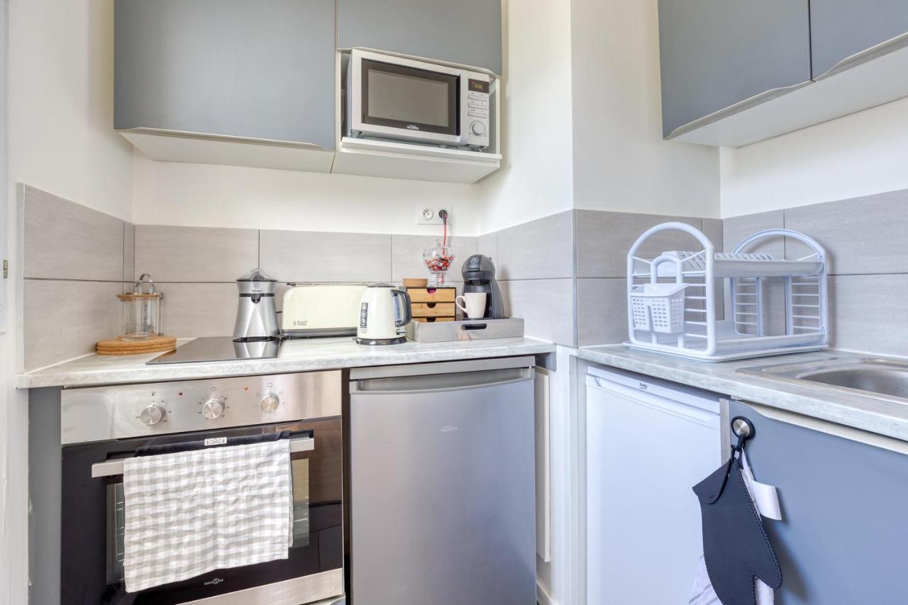 L'Elysee - Easy Check-In - Arrivee Autonome - Place Parking Privative - T2 Surequipe - Wifi - Netflix Apartment Courcouronnes Luaran gambar